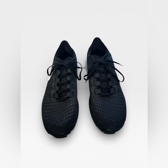 Nike Zoom Pegasus 37 Men’s Black Running Sneakers - Picture 3 of 10